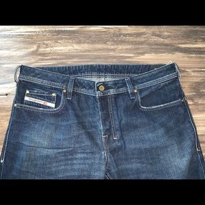 Diesel Men’s Zatiny Bootcut Jeans Imported